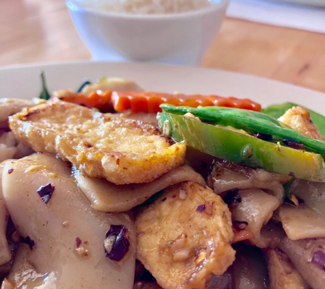 Lai Thai Restaurant - Morton Grove, IL