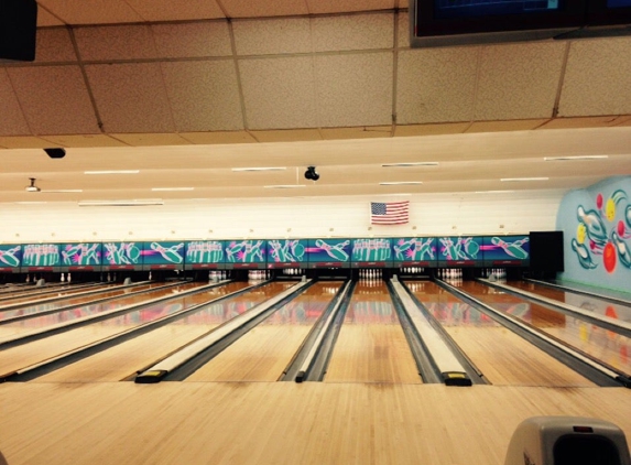 AMF River City Lanes - Decatur, AL