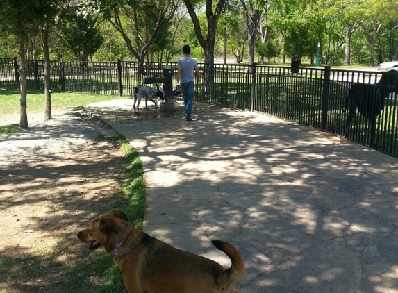 Wagging Tail Dog Park - Dallas, TX