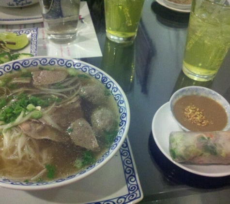 Viet Kitchen Restaurant - Phoenix, AZ