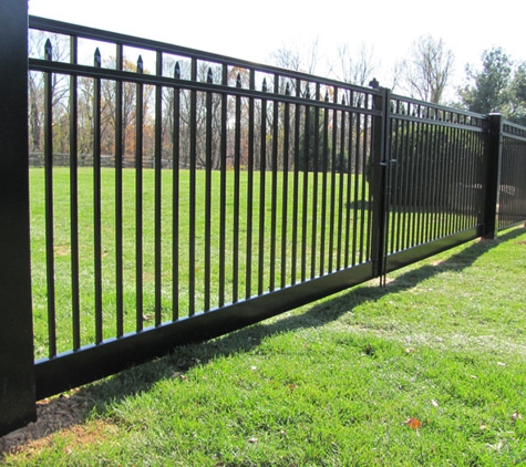 Smucker Fencing - Honey Brook, PA