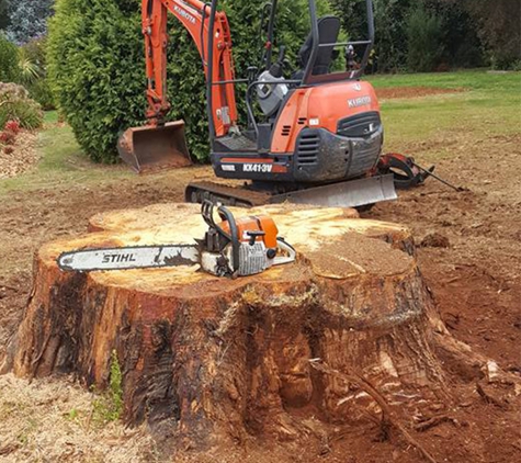 E&T Tree Services And Stump Grinding - Penguin, TAS