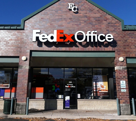 FedEx Office Print & Ship Center - Elmwood Park, IL