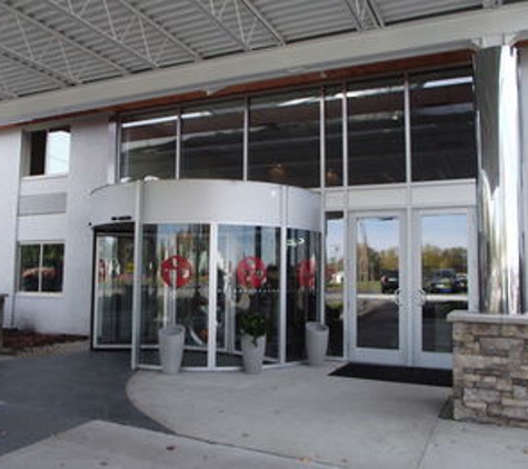 Ramada by Wyndham Des Moines Airport - Des Moines, IA