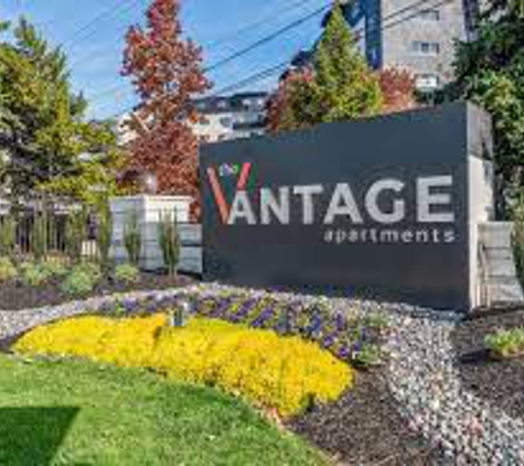 The Vantage Apartments - Beachwood, OH