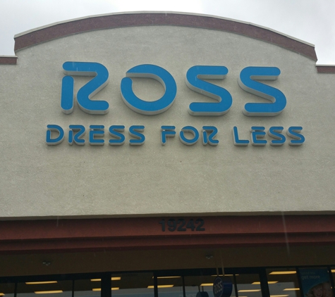 Ross Dress for Less - Canyon Country, CA. Front of the building