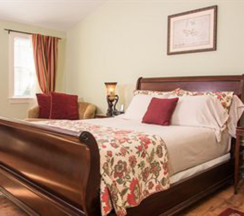 Caldwell House Bed and Breakfast - Salisbury Mills, NY