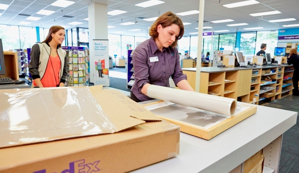 FedEx Office Print & Ship Center - Brooklyn, NY