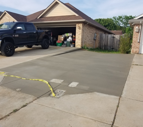 Action Concrete & Fence - Joshua, TX