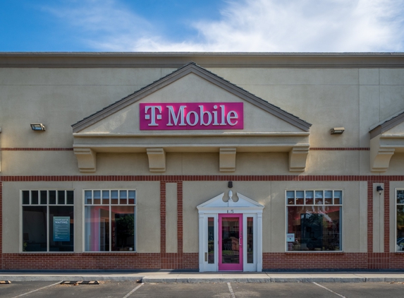 T-Mobile - Bakersfield, CA