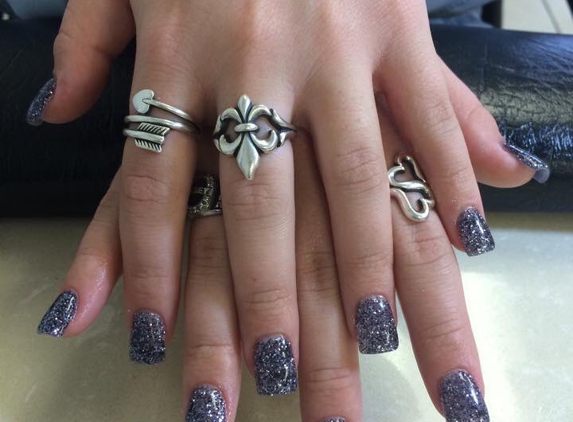 Le' Nails Salon & Spa - Allen, TX