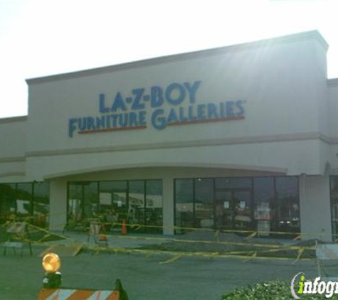 La-Z-Boy Furniture Galleries - Sarasota, FL