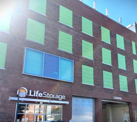 Life Storage - Brooklyn, NY