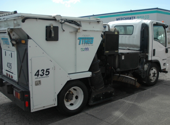 DSS SWEEPING & WATER TRUCK RENTAL - Indio, CA