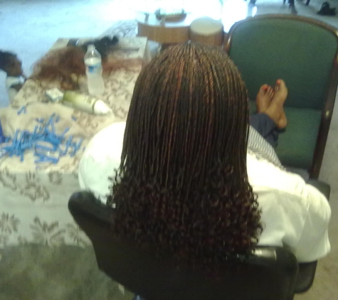 CJ'S Professional African Hair Braiding - Cleveland, OH