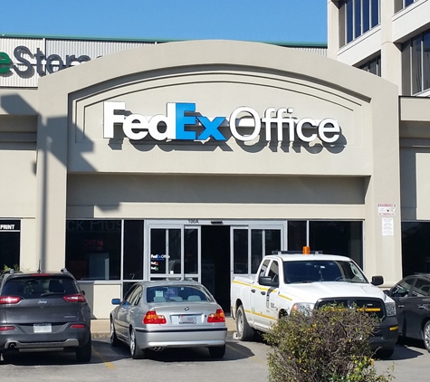 FedEx Office Print & Ship Center - Houston, TX