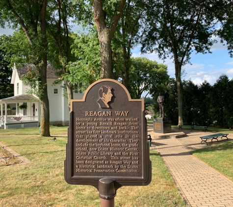 Ronald Reagan Boyhood Home - Dixon, IL