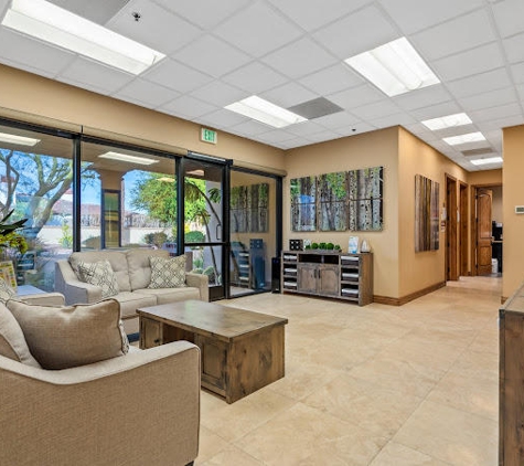 Country Club Dentistry - Rancho Mirage, CA