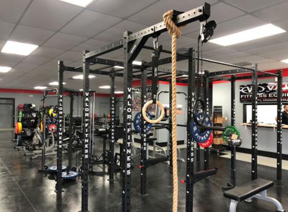 Valor Fitness Equipment - Pinellas Park, FL