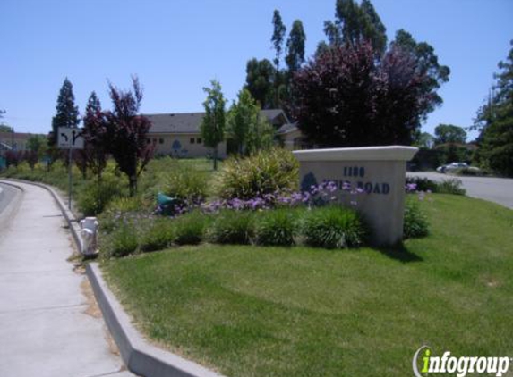 Muir Oaks Veterinary Hospital - Martinez, CA