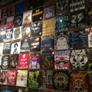 Hot Topic - Clothing Stores