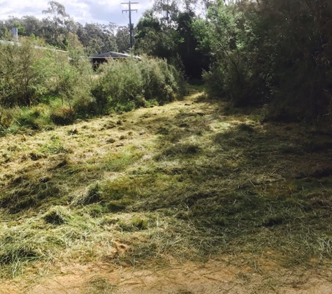 Mick Waterson Slashing and Mowing - Merimbula, NSW