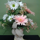 Juliettes Flowers & Gifts