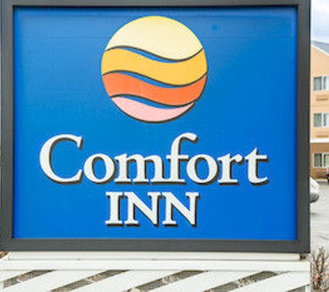 Comfort Inn Gurnee near Six Flags - Gurnee, IL