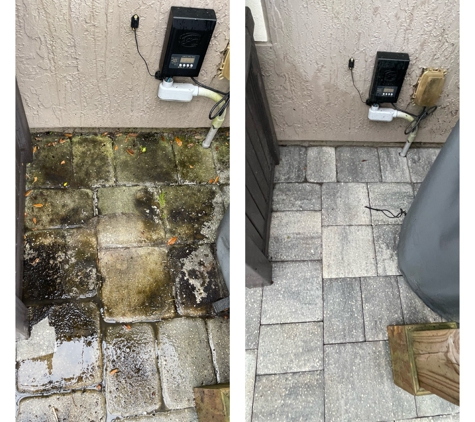 Sea Coast Pressure Washing - Jacksonville, FL. Before and After

seacoastpw.com 