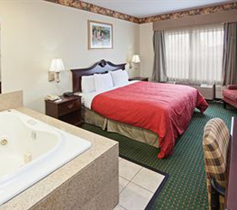 Country Inns & Suites - Elkhart, IN