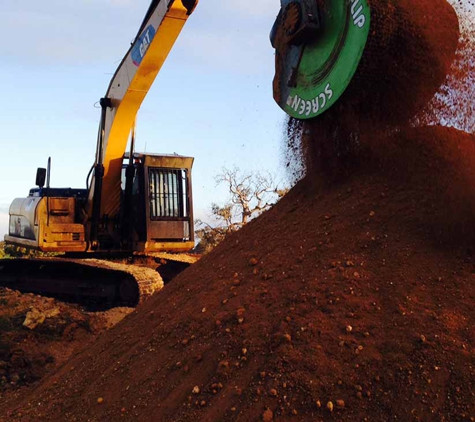 Peter Milne Earthmoving Pty Ltd - Gritjurk, VIC