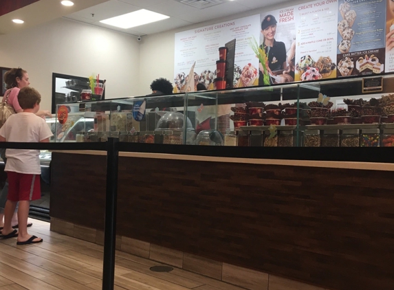 Cold Stone Creamery - Hope Mills, NC