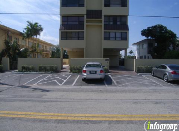 West Bay Harbor Apts - Bay Harbor Islands, FL