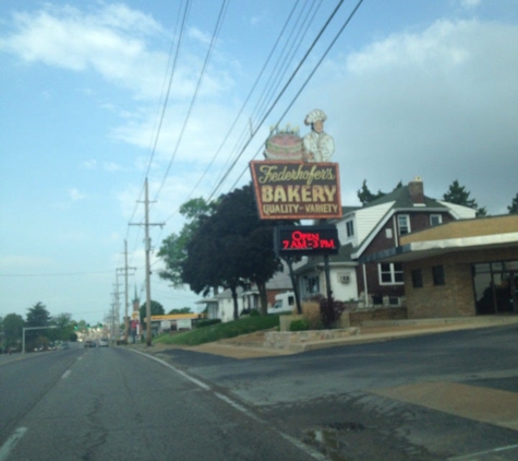 Federhofer's Bakery - Saint Louis, MO