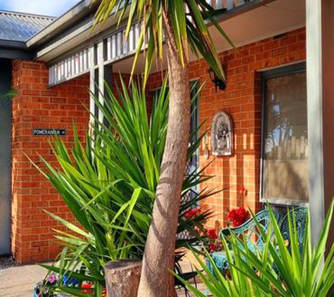 Lachies lawn care and maintenance - Thornhill Park, VIC