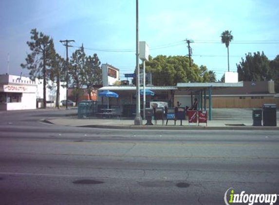 K & F Burgers - Pomona, CA