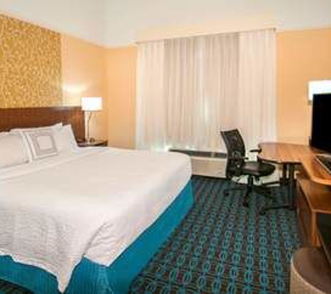 Fairfield Inn & Suites - San Antonio, TX