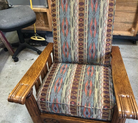 Carlos Upholstery - Vallejo, CA