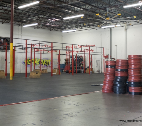 CrossFit Strong - Dallas, TX