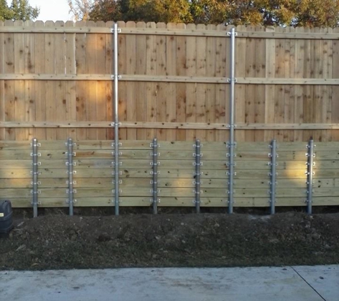 Mike Wing Fence & Deck Repair - Carrollton, TX