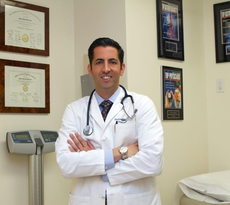 Dr. Peyton P Berookim, MD - Beverly Hills, CA