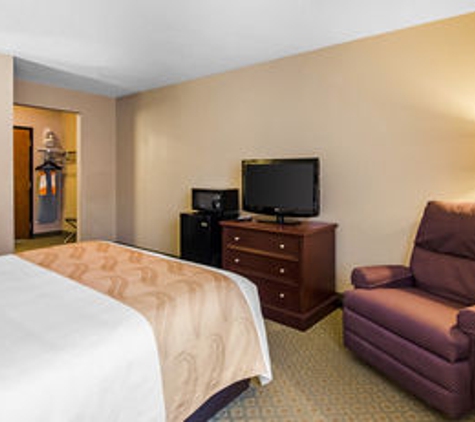 Quality Inn - Summersville, WV