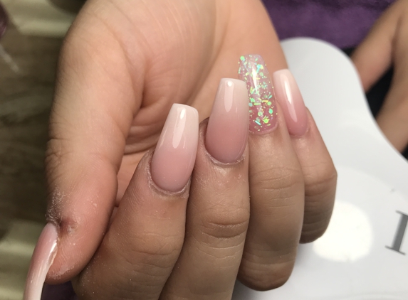 Regal Nails - San Antonio, TX. Ombré nude/white nails