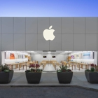 Apple Suburban Square