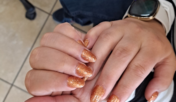 Nail Masters & Spa - Oak Harbor, WA