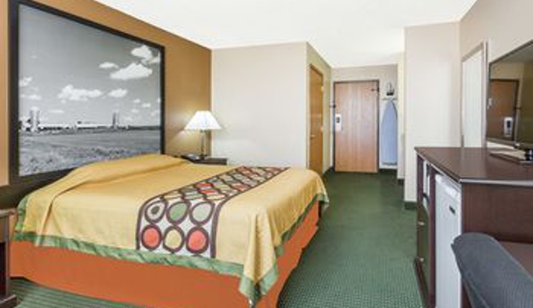 Super 8 by Wyndham Jefferson - Jefferson, IA