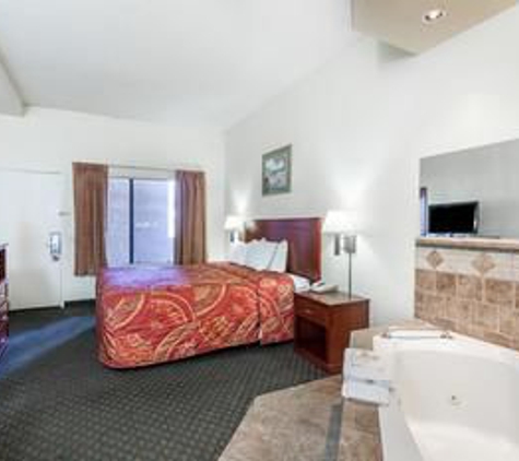 Days Inn by Wyndham Banning Casino/Outlet Mall - Banning, CA