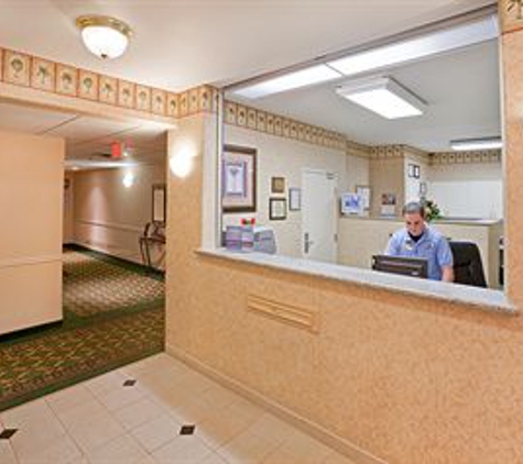 Candlewood Suites Tyler - Tyler, TX