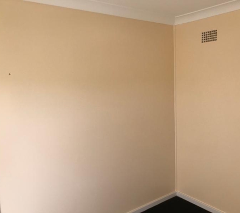 Black And White Decorating - Narraweena, NSW