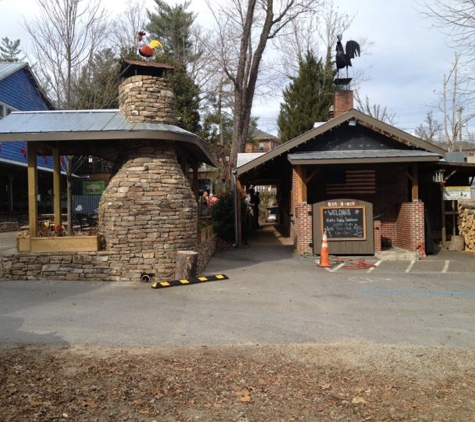 Hubba Hubba Smokehouse - Flat Rock, NC